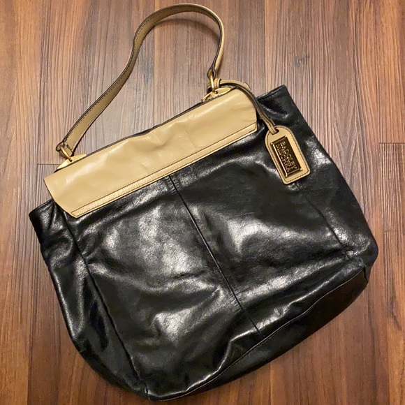 Badgley Mischka Black and Tan purse - Picture 6 of 16